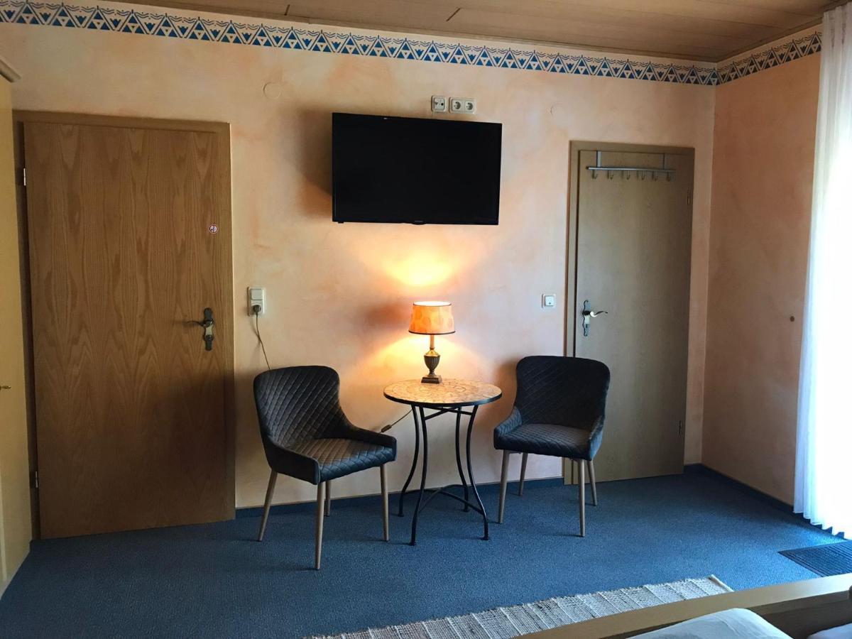 Moselpension Gwosch Bruttig-Fankel Esterno foto